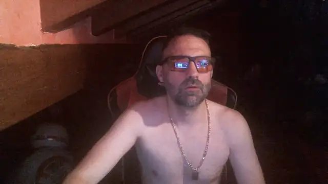 Snapshot of 6996horus chatting on March 14, 5:59 am 6996horus online show from March 14, 5:59 am