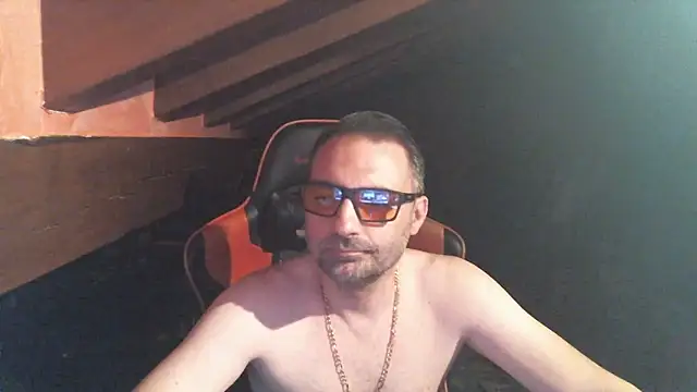 Snapshot of 6996horus chatting on September 8, 11:26 pm 6996horus online show from September 8, 11:26 pm