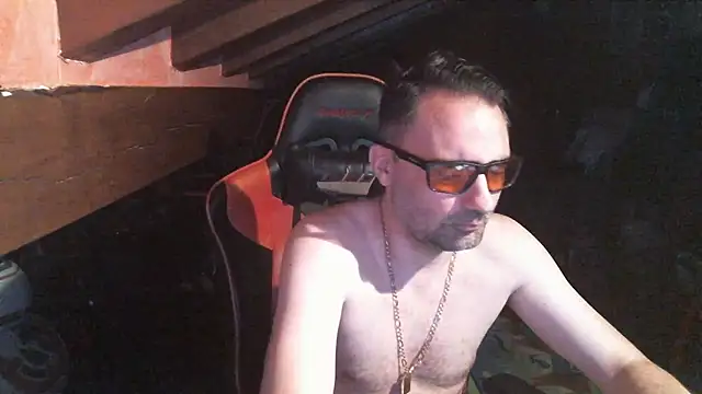 Snapshot of 6996horus chatting on September 9, 9:36 pm 6996horus online show from September 9, 9:36 pm