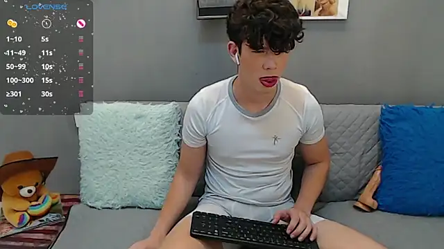 Angelo-cianuro- online show from January 25, 11:32 pm