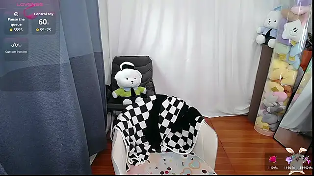 Snapshot of CN-Doudou chatting on September 10, 2:44 am CN-Doudou online show from September 10, 2:44 am