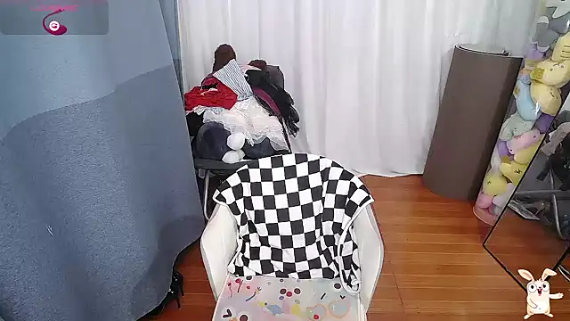 Snapshot of CN-Doudou chatting on October 8, 11:08 am CN-Doudou online show from October 8, 11:08 am