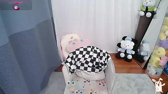 Snapshot of CN-Doudou chatting on October 21, 2:34 am CN-Doudou online show from October 21, 2:34 am