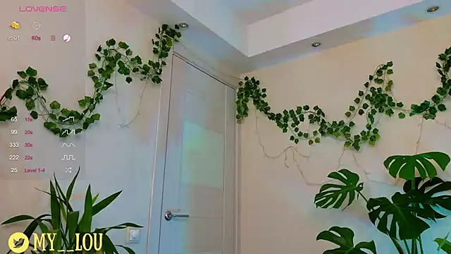 MyLou  online show from December 14, 6:52 pm