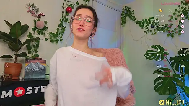 MyLou  online show from January 8, 3:17 pm