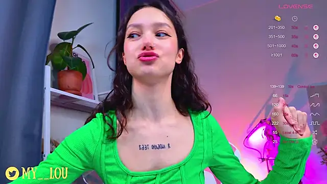 MyLou  online show from November 9, 3:10 pm