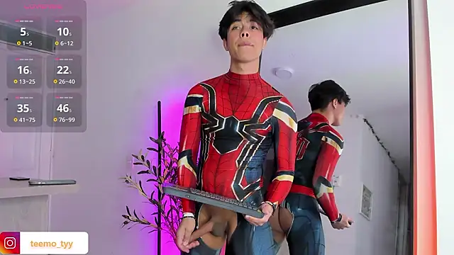 teemotwink online show from March 8, 10:13 pm