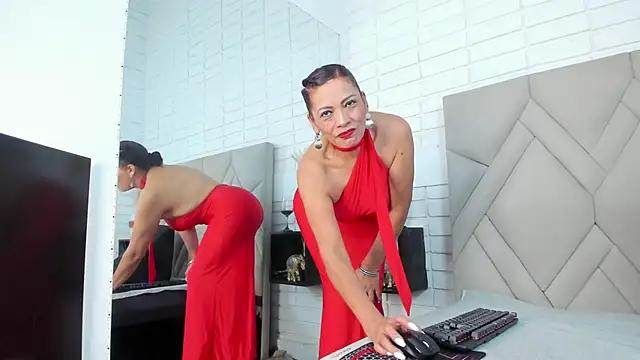 Kasandra Gomez online show from November 19, 12:38 pm