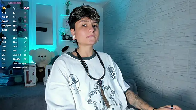 ZuryRamirez  online show from October 4, 7:12 pm