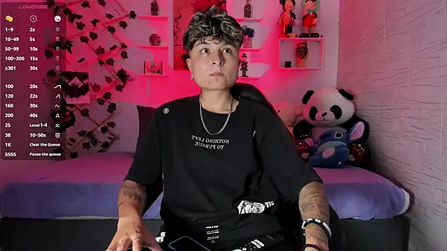 ZuryRamirez  online show from November 7, 11:27 pm