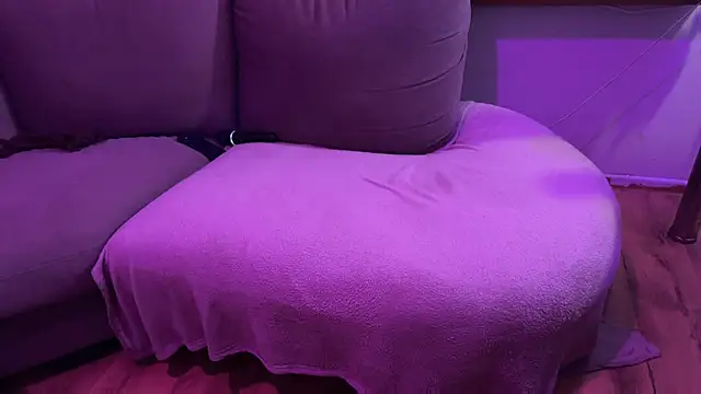 MiliExteraaa online show from March 15, 3:18 am