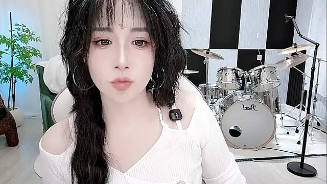 Vaness-a online show from September 11, 3:45 pm