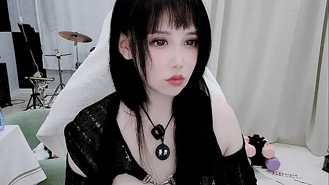 Vaness-a online show from June 13, 5:11 pm