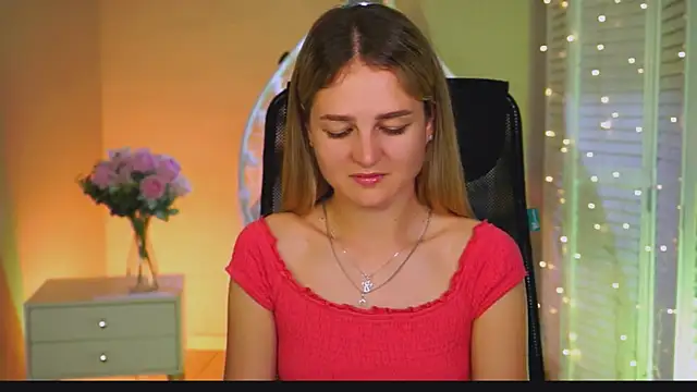 Snapshot of DeboraLarson chatting on July 3, 2:51 am DeboraLarson online show from July 3, 2:51 am
