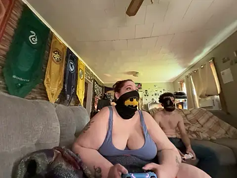 Snapshot of Raerae556 chatting on June 30, 7:48 pm Raerae556 online show from June 30, 7:48 pm
