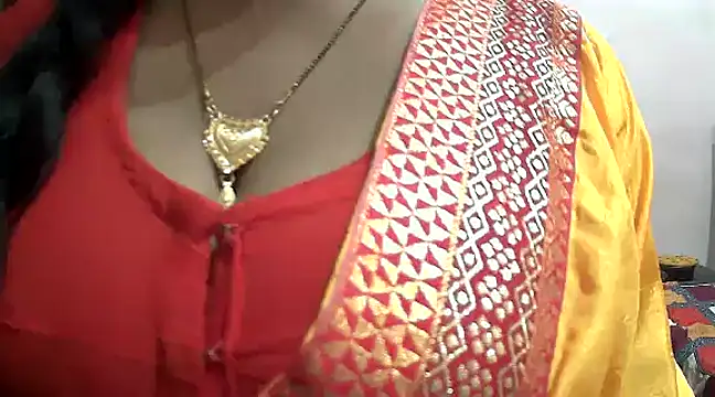 HOT-SEEMAA online show from January 30, 3:40 pm