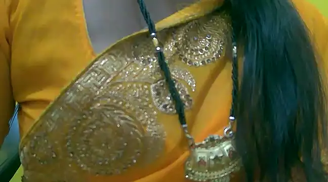 Snapshot of LOVE-SUSHILA chatting on February 2, 10:13 am LOVE-SUSHILA online show from February 2, 10:13 am