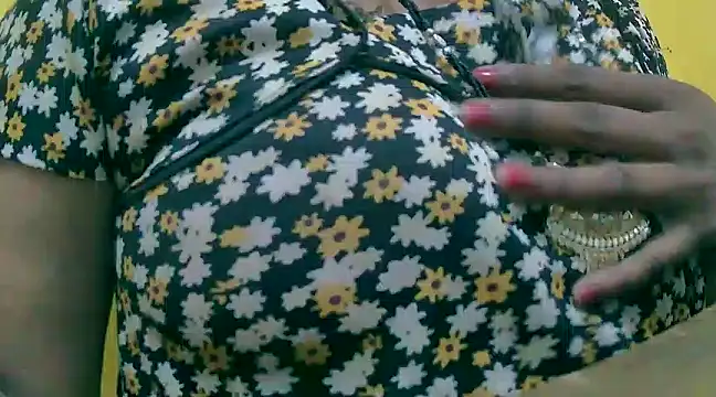 Snapshot of LOVE-SUSHILA chatting on March 13, 6:26 am LOVE-SUSHILA online show from March 13, 6:26 am