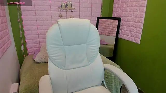 Bonnieshyy online show from January 11, 4:57 pm