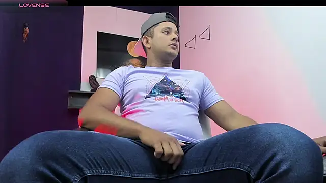 Marcos garcias online show from March 7, 10:35 am