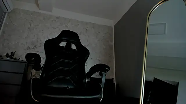 Ivy belle online show from February 1, 11:54 am