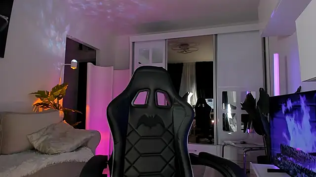 Ivy belle online show from November 27, 5:42 am