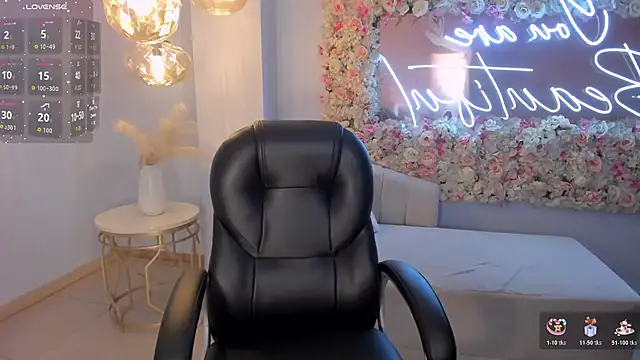 GabriellaLee online show from November 23, 2:44 am