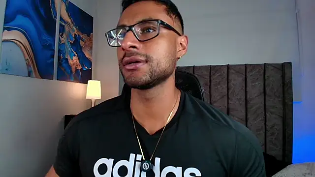 LiamGarcia1 online show from April 15, 4:41 am