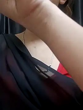 Snapshot of Sajel_000 chatting on March 10, 9:18 pm Sajel 000 online show from March 10, 9:18 pm