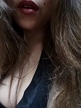 Snapshot of Sajel_000 chatting on March 12, 8:31 pm Sajel 000 online show from March 12, 8:31 pm