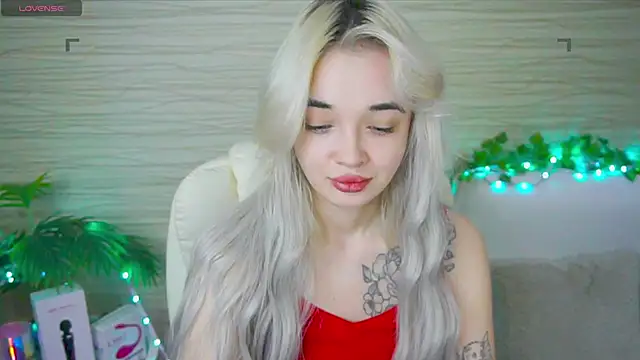 Ashley S online show from March 1, 11:04 pm