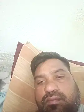 Snapshot of pintuS40 chatting on January 21, 2:59 pm pintuS40 online show from January 21, 2:59 pm