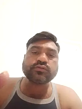 Snapshot of pintuS40 chatting on January 22, 4:02 pm pintuS40 online show from January 22, 4:02 pm