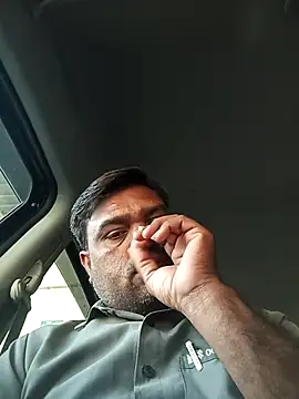 Snapshot of pintuS40 chatting on February 7, 3:55 am pintuS40 online show from February 7, 3:55 am