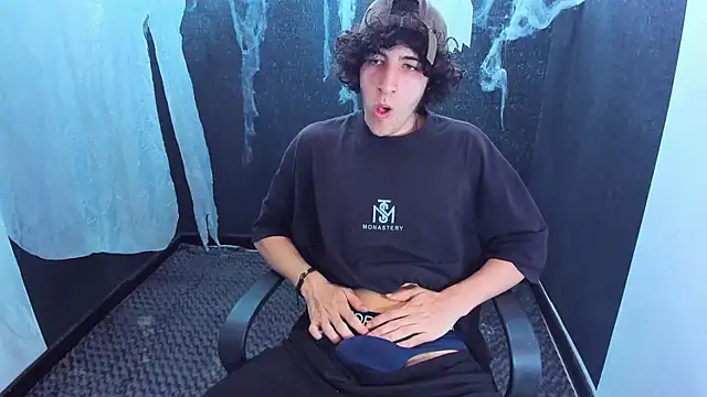 Kerverr  online show from October 29, 2:52 pm