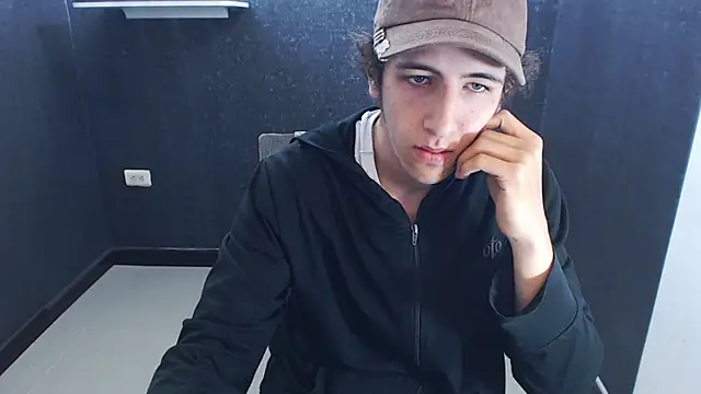 Kerverr  online show from December 14, 2:55 pm