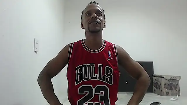 Snapshot of Salomon_koude chatting on March 20, 2:51 am Salomon koude online show from March 20, 2:51 am