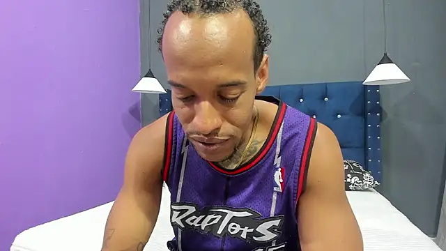 Snapshot of Salomon_koude chatting on September 16, 7:04 pm Salomon koude online show from September 16, 7:04 pm