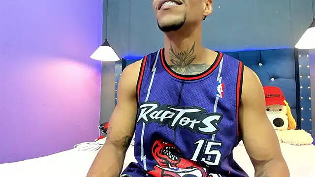 Snapshot of Salomon_koude chatting on November 5, 7:47 pm Salomon koude online show from November 5, 7:47 pm