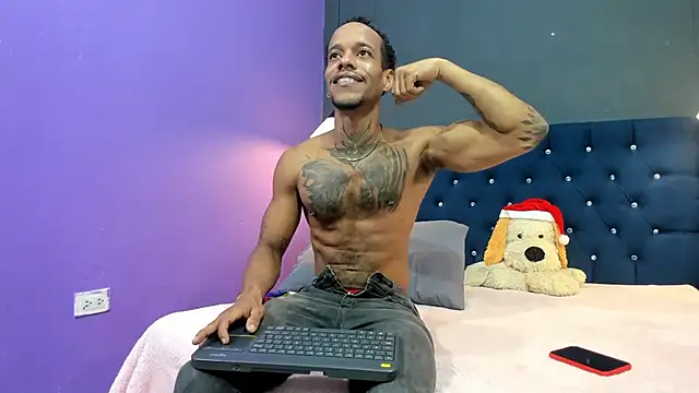 Snapshot of Salomon_koude chatting on November 20, 5:23 pm Salomon koude online show from November 20, 5:23 pm