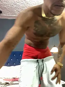 Snapshot of Salomon_koude chatting on November 29, 4:54 pm Salomon koude online show from November 29, 4:54 pm