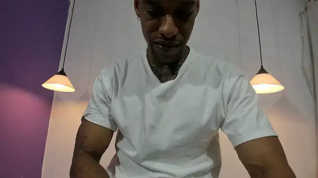 Snapshot of Salomon_koude chatting on March 23, 10:19 am Salomon koude online show from March 23, 10:19 am