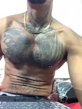Snapshot of Salomon_koude chatting on April 5, 6:49 pm Salomon koude online show from April 5, 6:49 pm