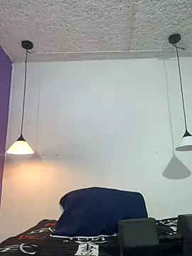 Snapshot of Salomon_koude chatting on April 12, 8:36 pm Salomon koude online show from April 12, 8:36 pm