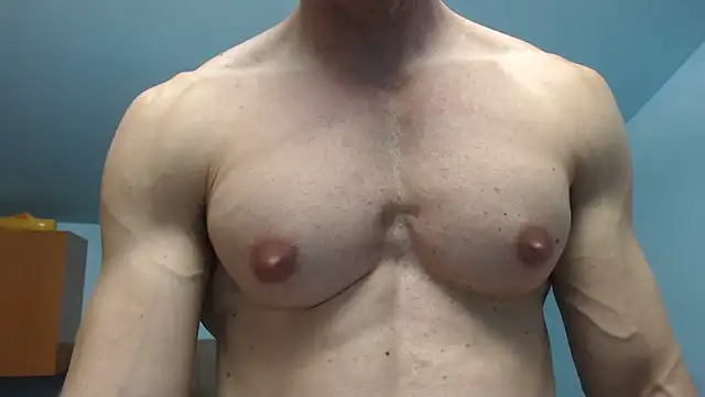 Snapshot of flexforyou chatting on May 25, 6:58 pm flexforyou online show from May 25, 6:58 pm