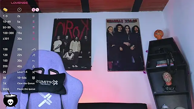 Snapshot of Melanie_Nyx chatting on February 22, 3:23 am Melanie Nyx online show from February 22, 3:23 am