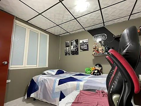 marcel crawford96 online show from March 3, 12:44 pm