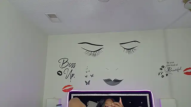 chocolatefantasyxxox online show from February 5, 1:47 am