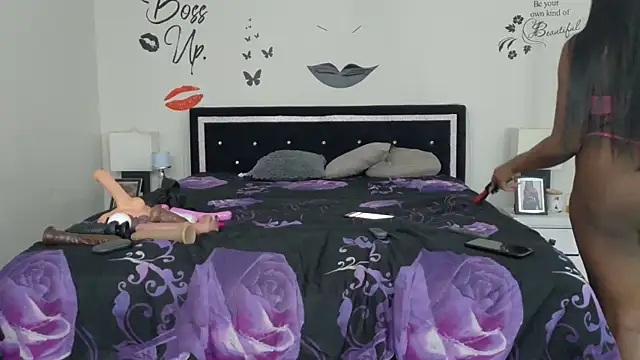 chocolatefantasyxxox online show from March 20, 7:25 pm