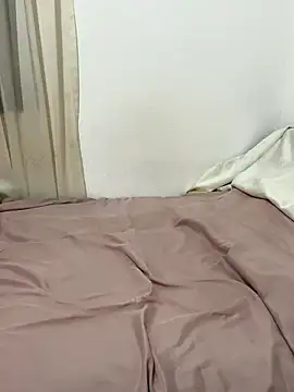 Jecy bee online show from January 7, 5:59 pm